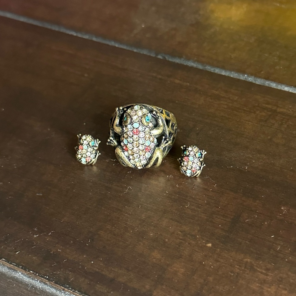 Fossil frog ring and earring set